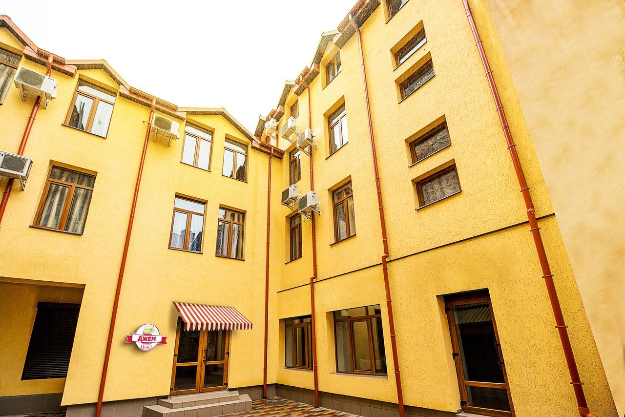 Lviv Central Jam Hotel Exterior foto